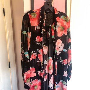 Boutique floral duster size S/M